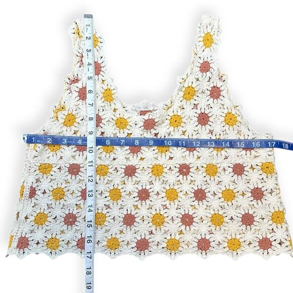 NEW IN Women’s White Yellow Rust Sleeveless Crochet Daisy Crop Tank Top Size M / - Picture 8 of 8